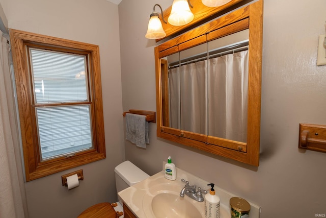 1121 S 23rd St, South Bend, IN 46615 - bathroom featuring vanity and a shower with curtain