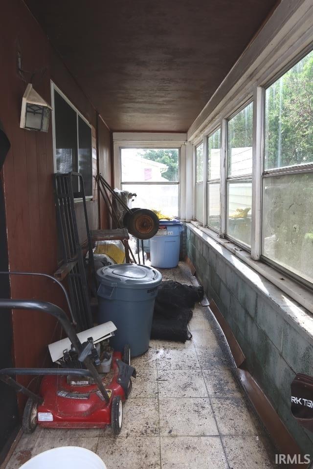 1120 E Fourth St, Mount Vernon, IN 47620 - sunroom with healthy amount of natural light