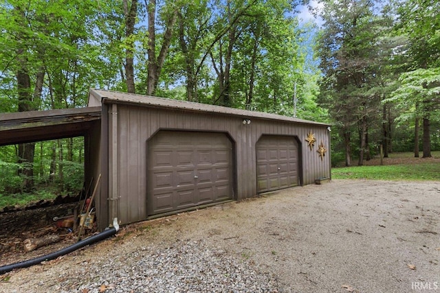 3911 Kings Ridge Rd, Mitchell, IN 47446 - view of detached garage