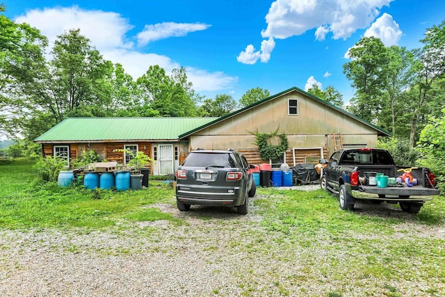 5462/5550 Patricksburg Rd, Spencer, IN 47460 - ranch-style house with driveway