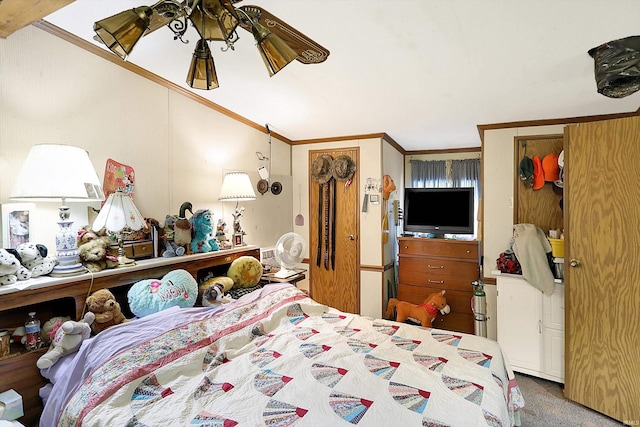 5462/5550 Patricksburg Rd, Spencer, IN 47460 - bedroom featuring carpet flooring and crown molding