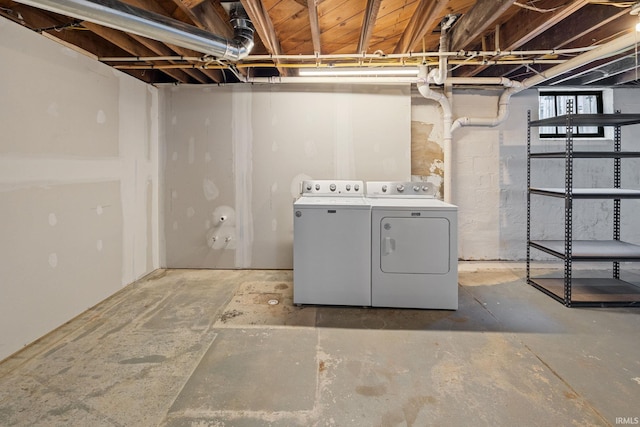 1028 Highland Ave, Lafayette, IN 47905 - below grade area featuring washing machine and dryer