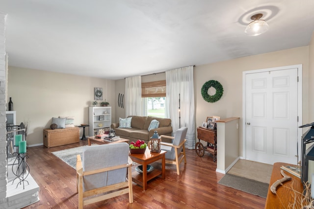 1308 N Buckeye Rd, Muncie, IN 47304 - living area featuring wood finished floors and baseboards