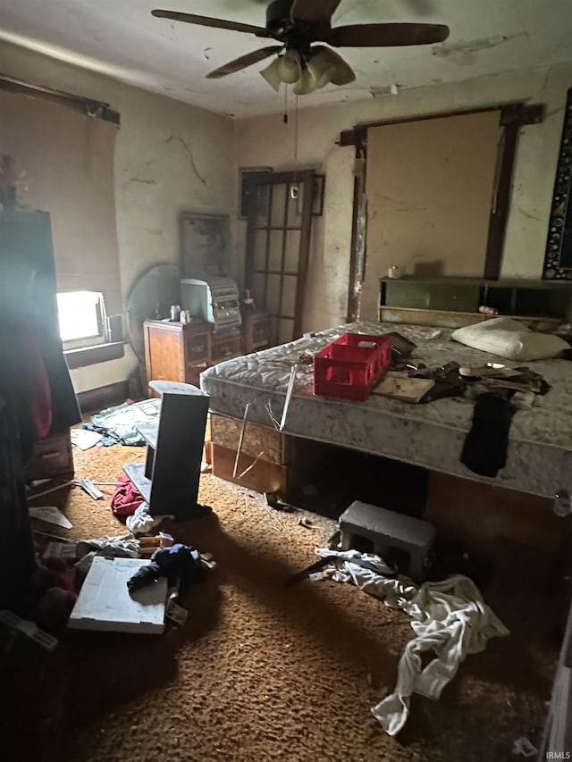 1127 S Jefferson St, Muncie, IN 47302 - bedroom featuring a ceiling fan