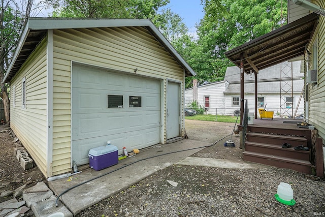 405 Middlebury St, Goshen, IN 46528 - view of detached garage