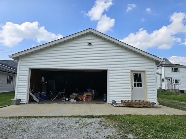 732 Dowling St, Kendallville, IN 46755 - view of detached garage