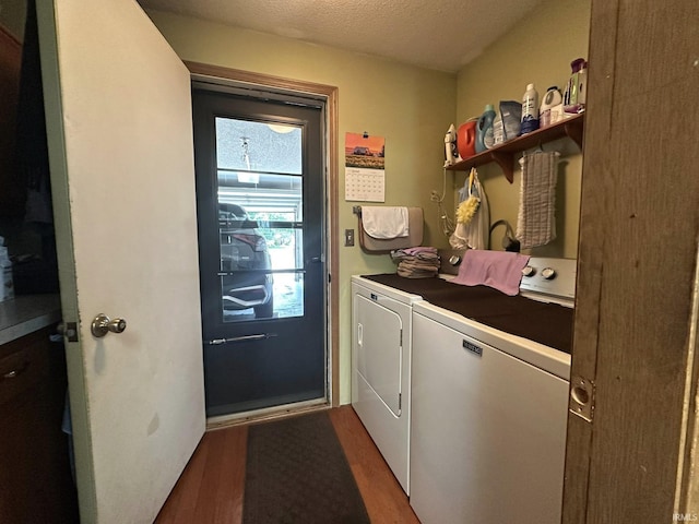 15908 Walnut St, Huntertown, IN 46748 - washroom featuring independent washer and dryer, wood finished floors, and a textured ceiling