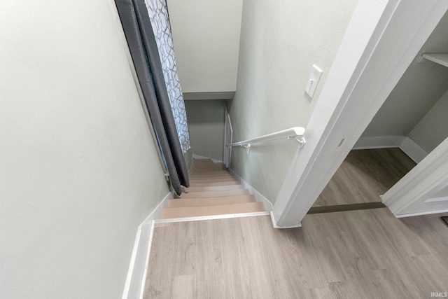 1409 Oakland St, Fort Wayne, IN 46808 - staircase featuring wood finished floors