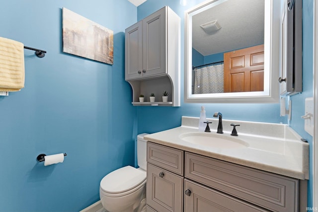 11301 Clarendon Pass, Fort Wayne, IN 46845 - full bath with vanity and toilet