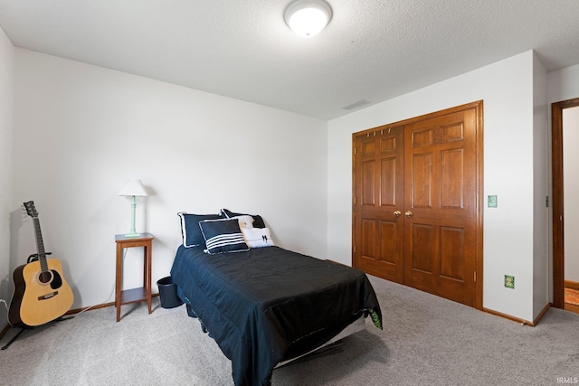 11301 Clarendon Pass, Fort Wayne, IN 46845 - carpeted bedroom with a closet and baseboards