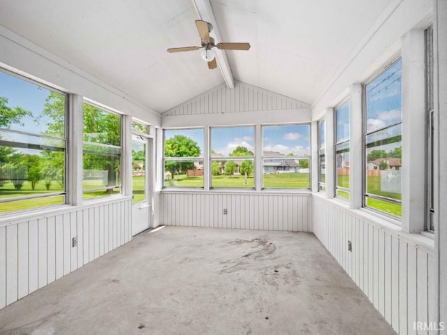 624 Diamond Point Pl, Fort Wayne, IN 46804 - unfurnished sunroom with a ceiling fan