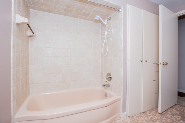 7811 Meadowview Dr, Evansville, IN 47710 - bathroom with shower / bath combination