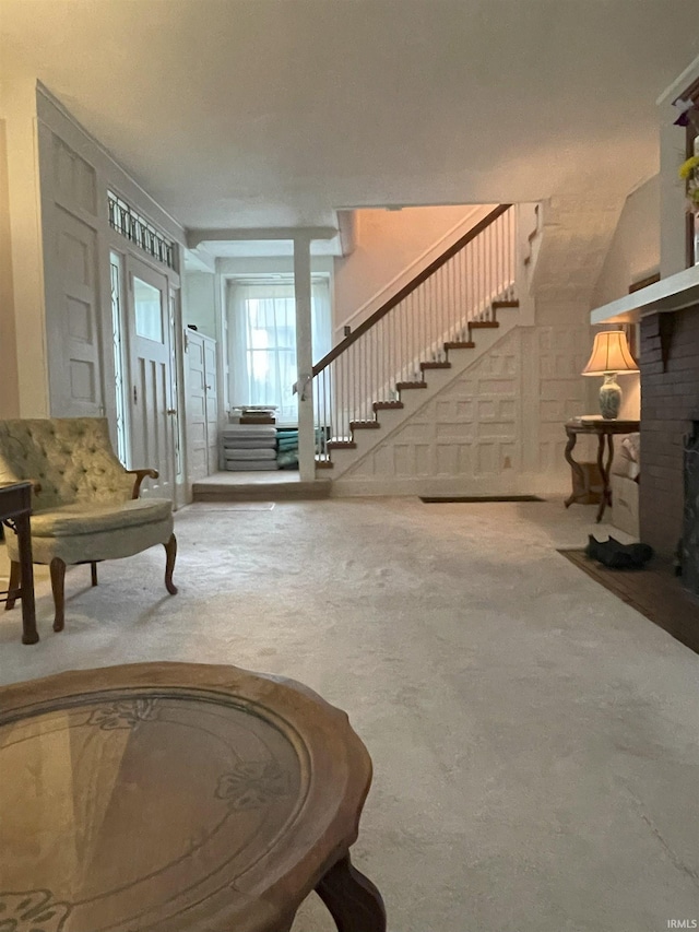 217 S 9th St, Vincennes, IN 47591 - foyer featuring stairs