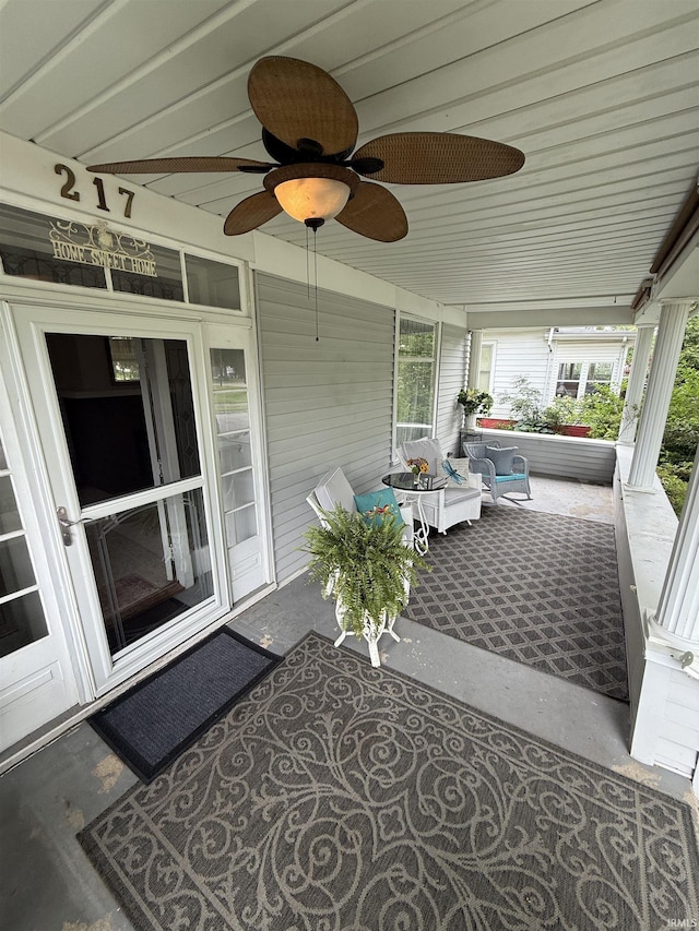 217 S 9th St, Vincennes, IN 47591 - covered porch featuring a ceiling fan