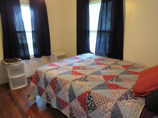 126 W W Blvd, Kokomo, IN 46902 - bedroom with wood finished floors