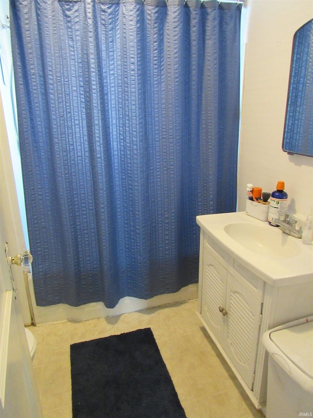 126 W W Blvd, Kokomo, IN 46902 - full bath with tile patterned floors and vanity