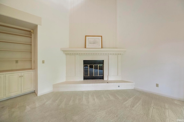 645 Pawnee Park, West Lafayette, IN 47906 - detailed view of carpet and a glass covered fireplace