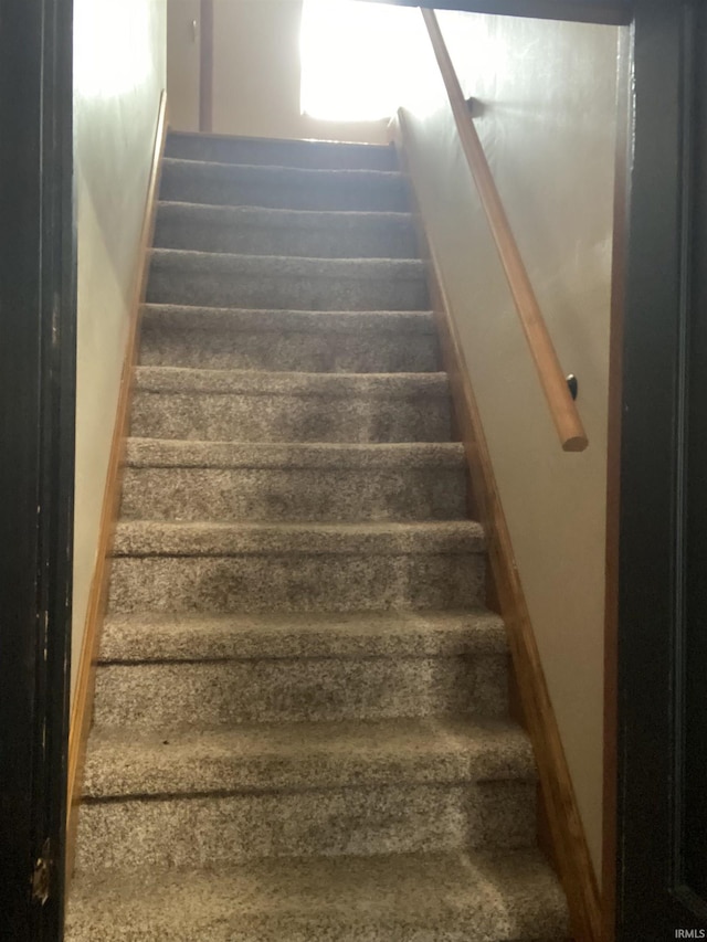 706 11th St, Tell City, IN 47586 - view of staircase