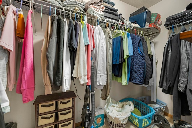 12426 Sonoma, Fort Wayne, IN 46818 - view of walk in closet