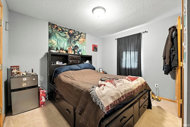 12426 Sonoma, Fort Wayne, IN 46818 - bedroom featuring light colored carpet and a textured ceiling