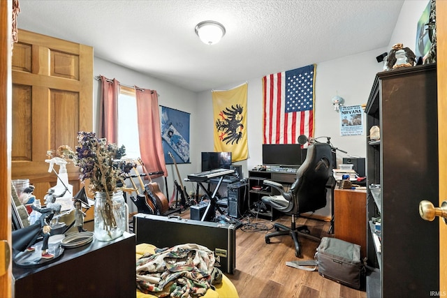 12426 Sonoma, Fort Wayne, IN 46818 - office featuring wood finished floors and a textured ceiling