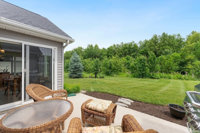 10057 Chapmans Cv, Fort Wayne, IN 46835 - view of patio / terrace
