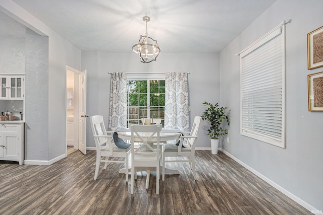 914 Golden Ave, South Bend, IN 46616 - dining area featuring wood finished floors and a chandelier