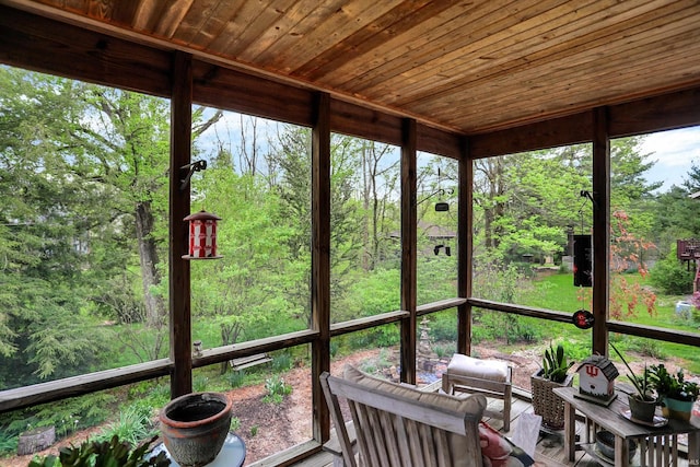 2910 E Winston St, Bloomington, IN 47401 - view of sunroom / solarium
