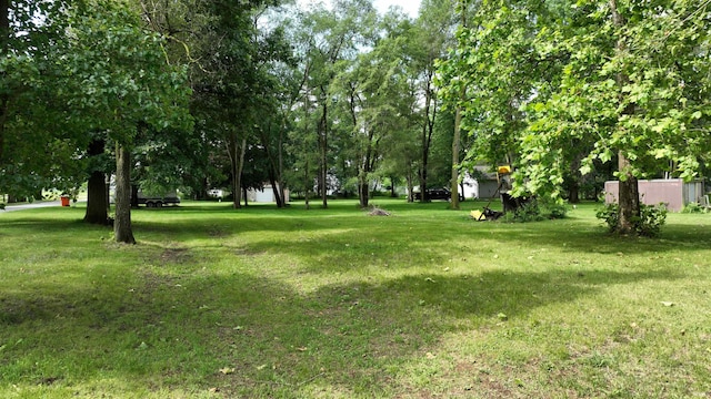 7053 E Washburn Dr, Monticello, IN 47960