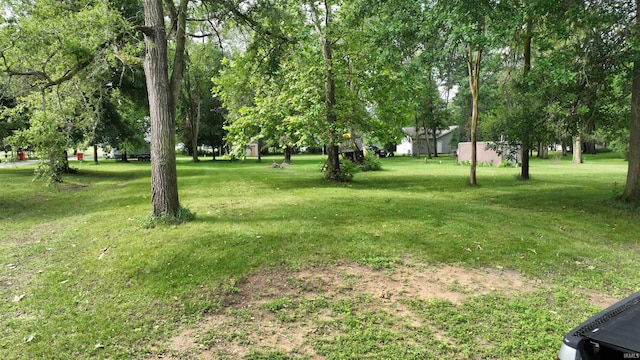 7053 E Washburn Dr, Monticello, IN 47960