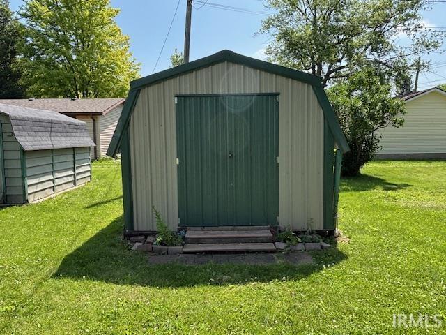 307 N Madison Ave, Fowler, IN 47944 - view of shed