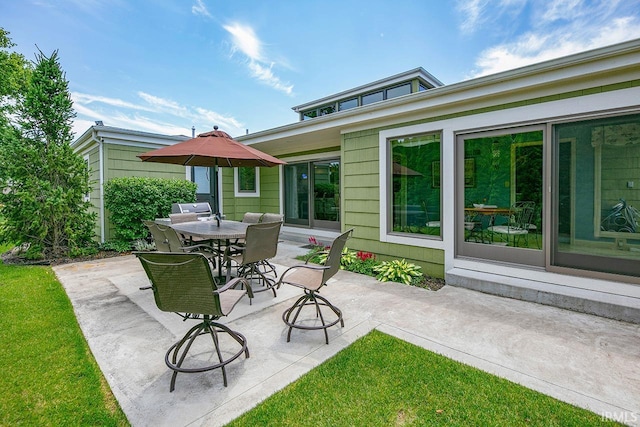 51257 Blue Ribbon Ln, Elkhart, IN 46514 - view of patio featuring outdoor dining space