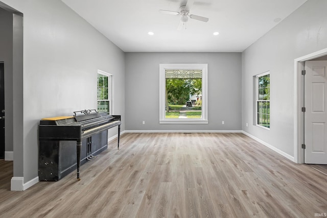 809 E 5th St, Fowler, IN 47944 - living area featuring healthy amount of natural light, light wood-style flooring, a ceiling fan, and recessed lighting