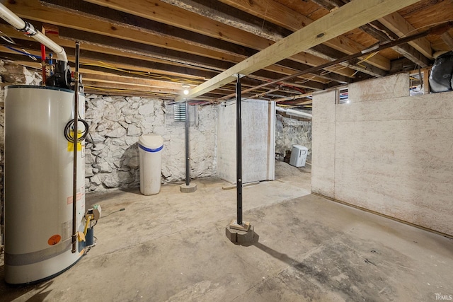 809 E 5th St, Fowler, IN 47944 - unfinished below grade area featuring water heater