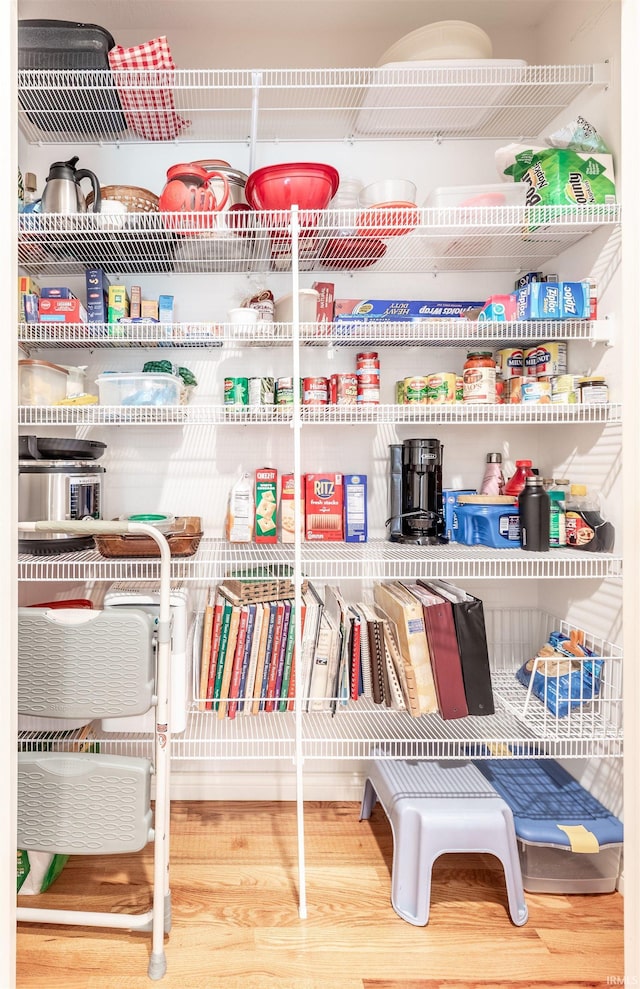 805 Alyssum Dr, Evansville, IN 47712 - view of pantry