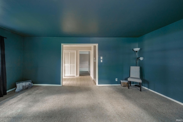 2613 Queensbury Rd, Muncie, IN 47304 - carpeted empty room with baseboards
