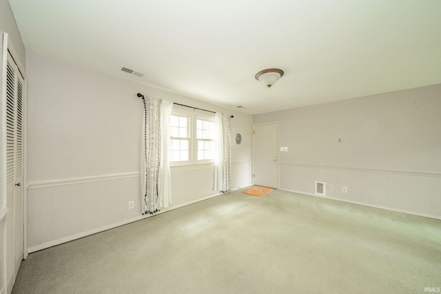 2613 Queensbury Rd, Muncie, IN 47304 - empty room featuring carpet