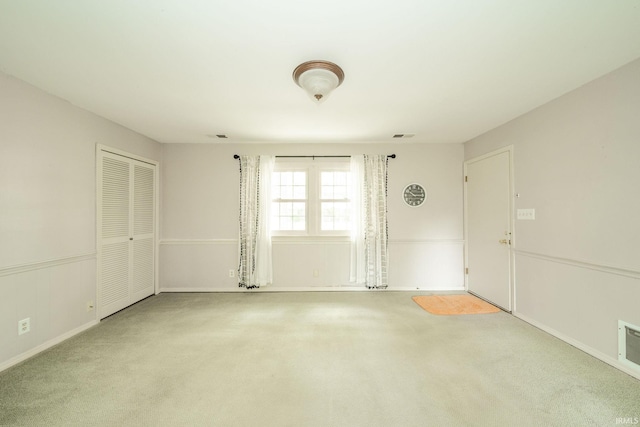 2613 Queensbury Rd, Muncie, IN 47304 - carpeted spare room featuring baseboards
