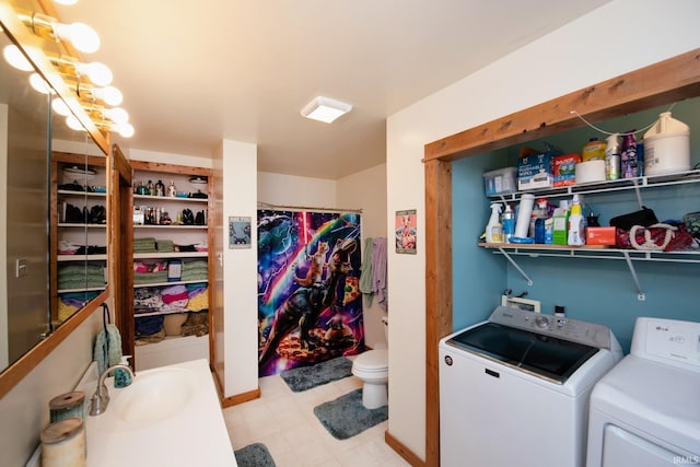 403 E Columbia St, Flora, IN 46929 - washroom featuring washing machine and dryer