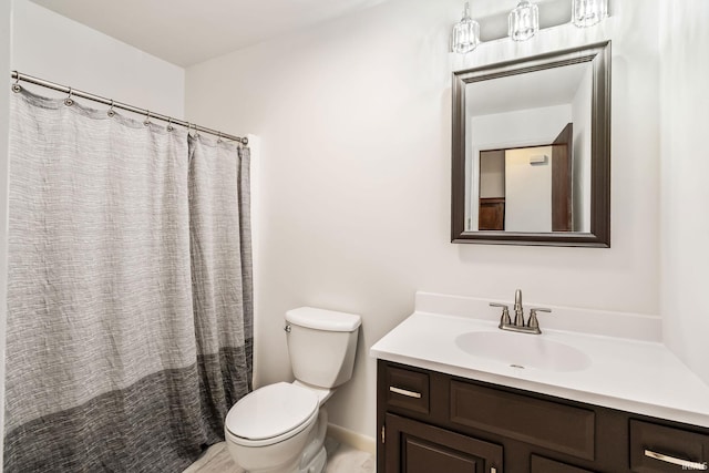 1406 W Orchard Dr, North Manchester, IN 46962 - full bath featuring vanity and curtained shower