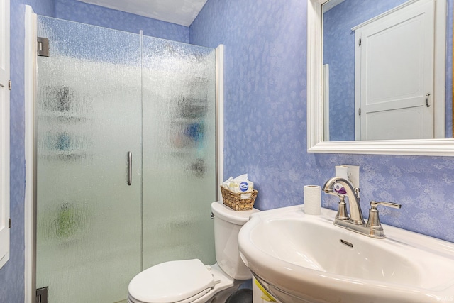 60220 Robin Hood Ln, Elkhart, IN 46517 - bathroom with a shower stall and wallpapered walls
