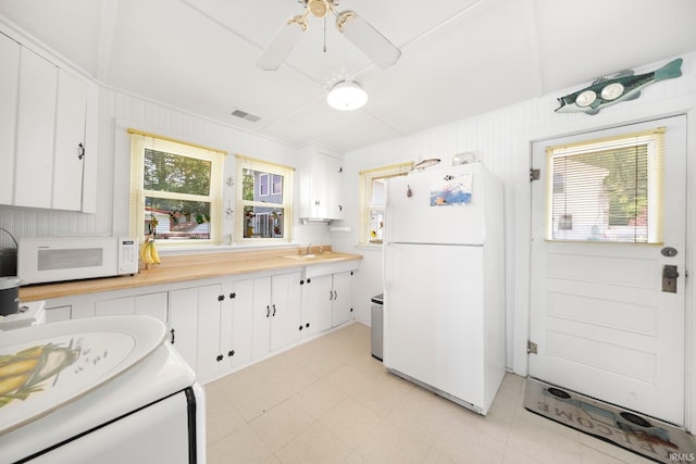 387 Ems T26 Ln, Leesburg, IN 46538 - kitchen featuring white appliances, light countertops, white cabinetry, and ceiling fan