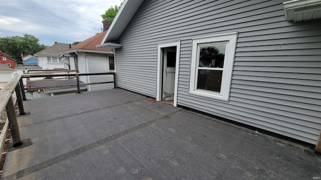1219 Oakland St, Fort Wayne, IN 46808 - view of patio / terrace