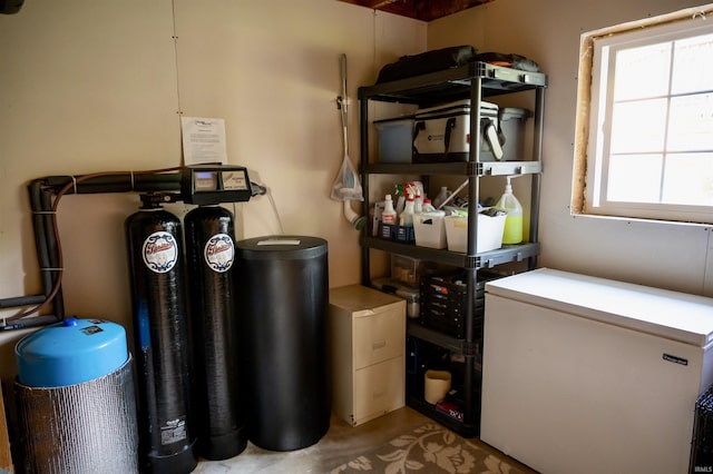 27222 Country Lake Ln, Elkhart, IN 46514 - view of utility room