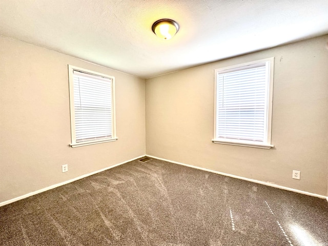 1106 W Rose St, South Bend, IN 46616 - empty room featuring carpet flooring and baseboards