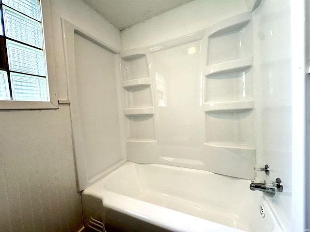 1106 W Rose St, South Bend, IN 46616 - bathroom featuring bathtub / shower combination