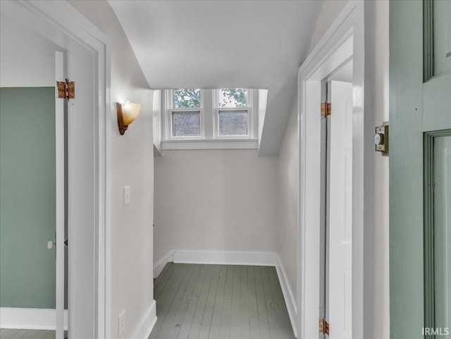 1310 W Jefferson Blvd, Fort Wayne, IN 46802 - bonus room featuring baseboards and hardwood / wood-style flooring