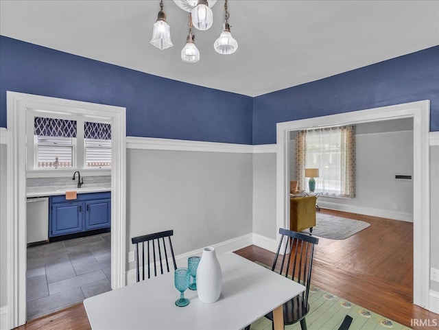 1310 W Jefferson Blvd, Fort Wayne, IN 46802 - dining room featuring wood finished floors and baseboards