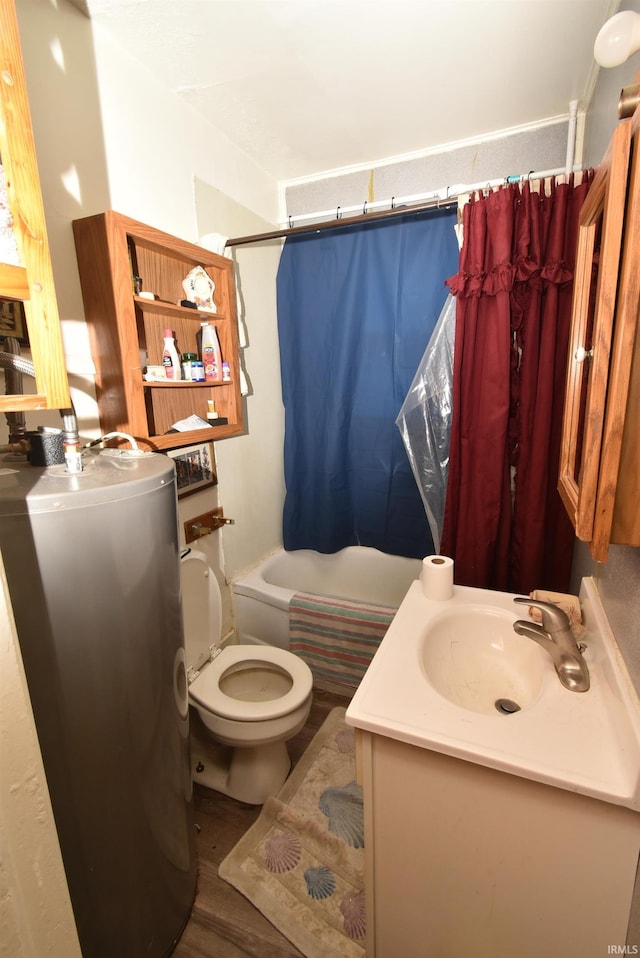 102 S Foster St, Boswell, IN 47921 - bathroom featuring vanity and shower / tub combo