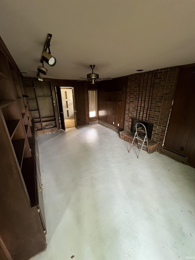 3215 Wakashan Pl, Fort Wayne, IN 46815 - garage with a ceiling fan